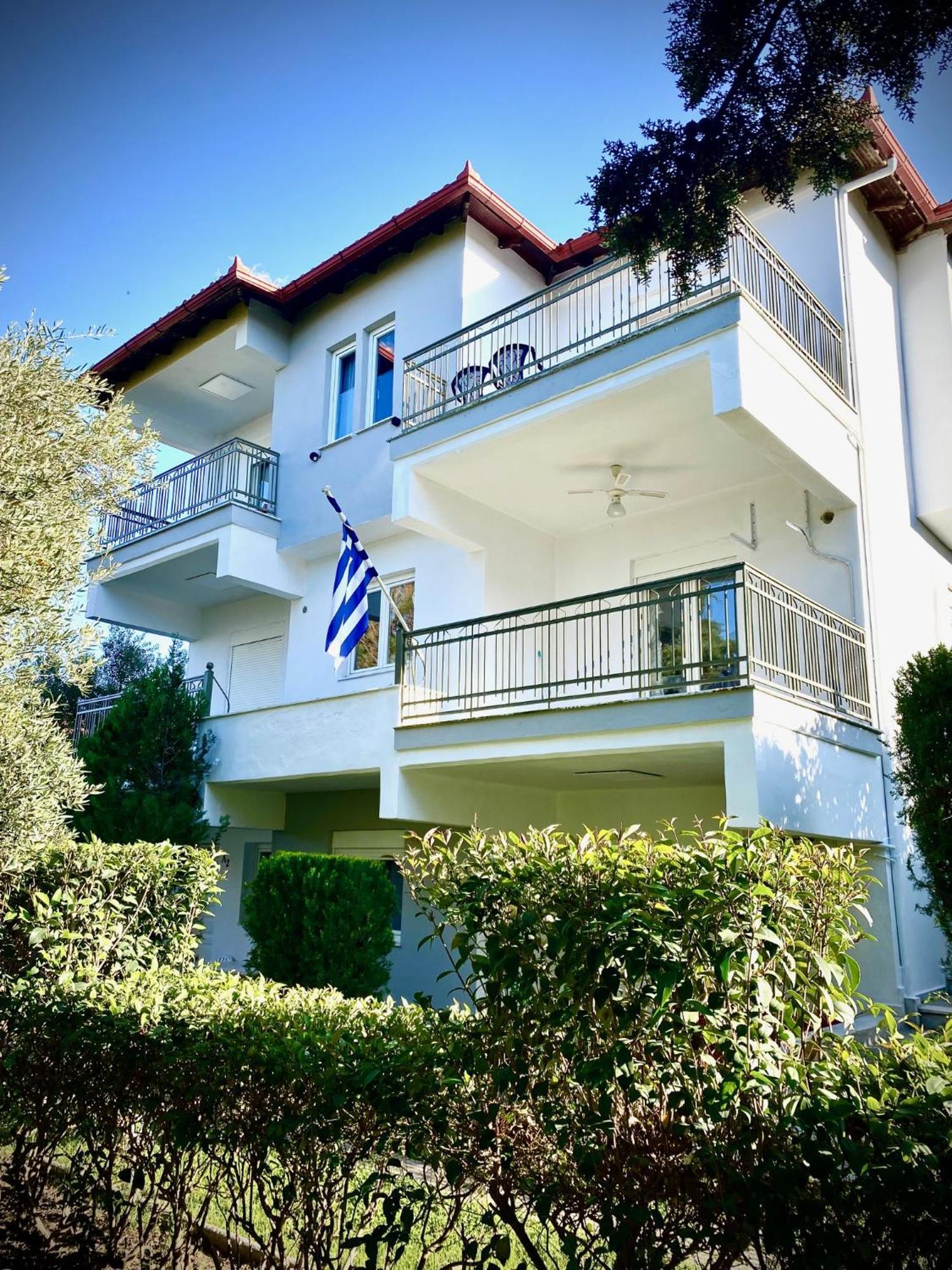Ferrum House Hanioti Bagian luar foto