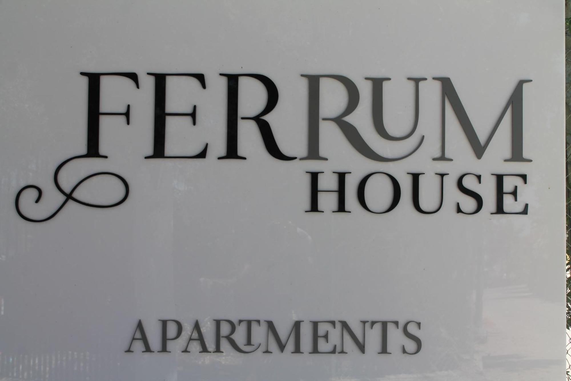 Ferrum House Hanioti Bagian luar foto